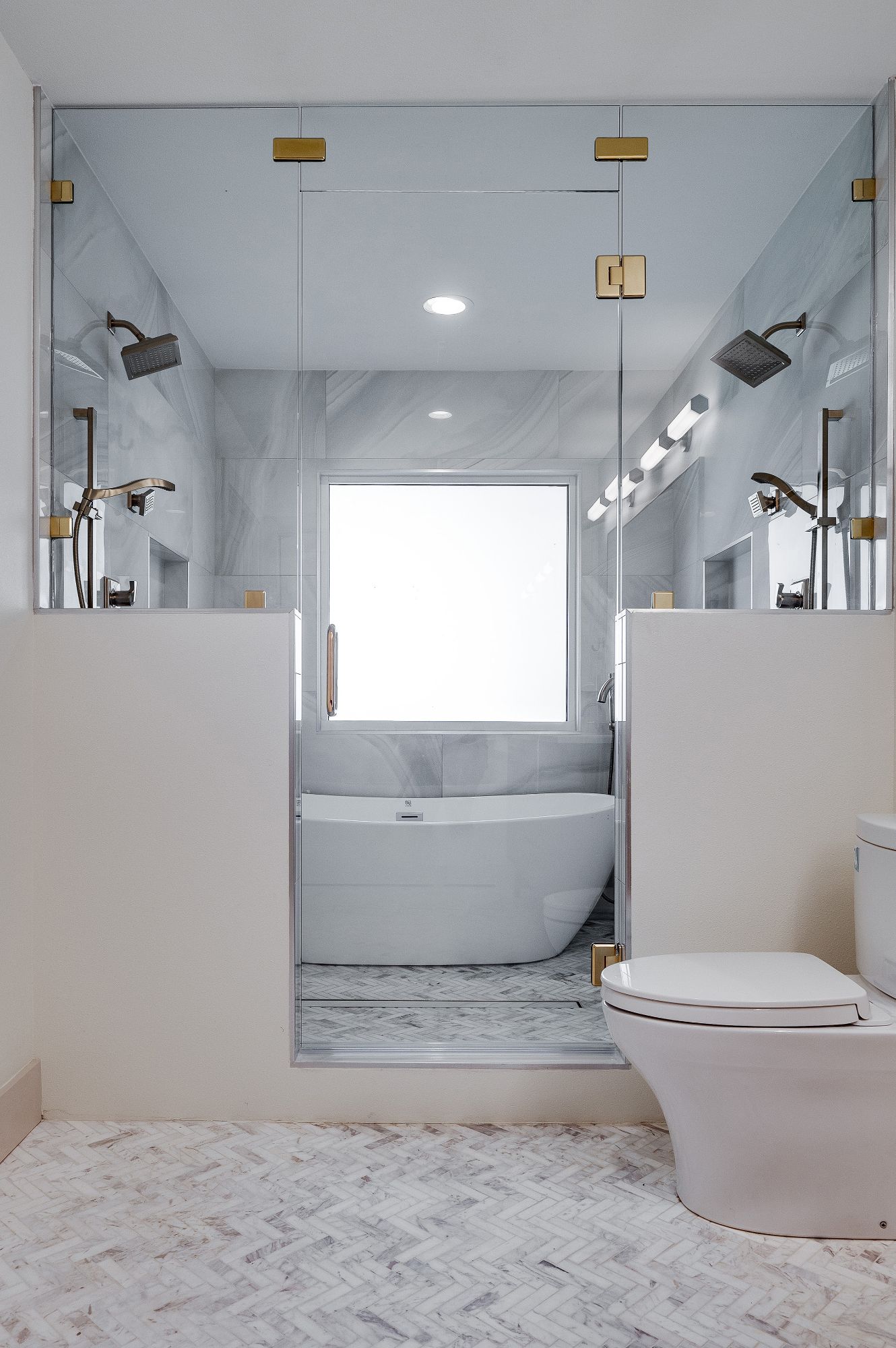 Luxury master bathroom in Melbourne.